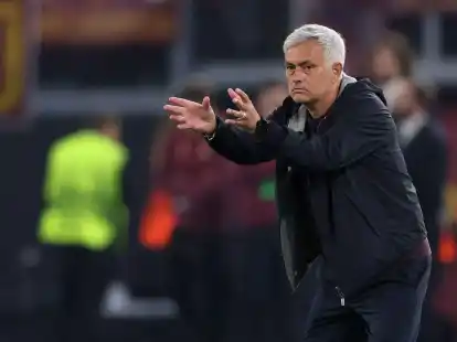 Die AS Rom trennte sich von Trainer Jos&eacute; Mourinho.
