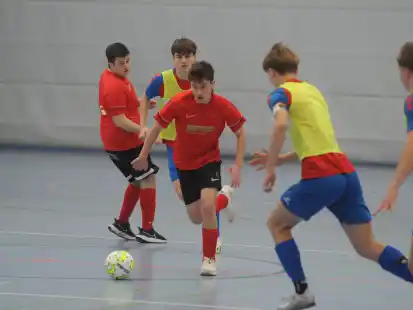Die A-Junioren des SV Brake zeigten in der Endrunde der Futsal-Kreismeisterschaft in eigener Halle gute Leistungen.