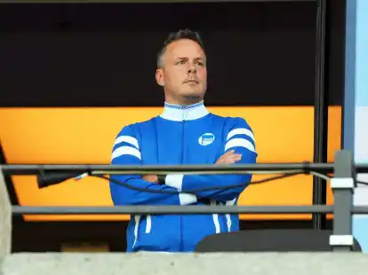 Kay Bernstein von Fu&szlig;ball-Zweitligist Hertha BSC ist unerwartet gestorben.