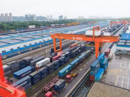 Chinas Statistikamt hat die Wachstumszahlen f&uuml;r das vergangene Jahr ver&ouml;ffentlicht.