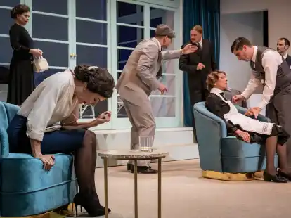 Szene aus dem Thriller &bdquo;Und dann gab&rsquo;s keines mehr&ldquo; von Agatha Christie.