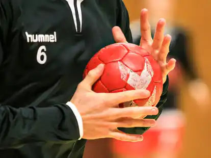 In der Landesliga wird wieder zum Handball gegriffen.