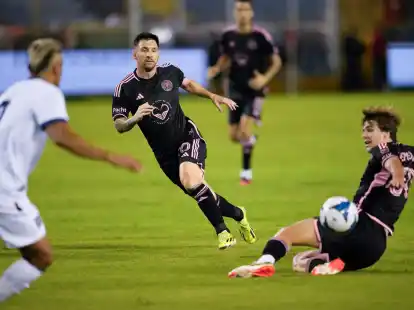 Lionel Messi (M) ist der Superstar von Inter Miami.