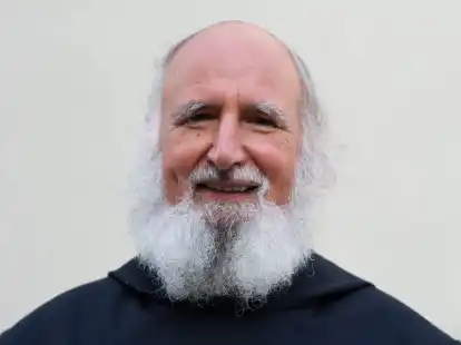&laquo;Viele Menschen haben Angst, etwas zu verlieren. Die Unsicherheit ist sehr gro&szlig;&raquo;, sagt Pater Anselm Gr&uuml;n.