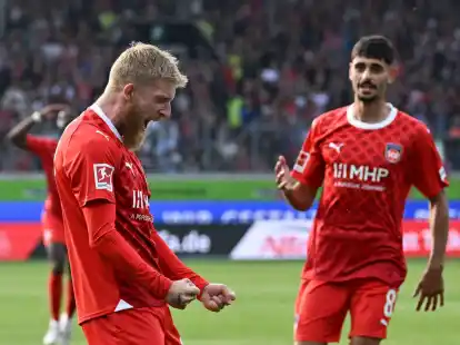 Hat in seiner ersten Bundesligasaison f&uuml;nf Tore und neun Torvorlagen auf dem Konto: Jan-Niklas Beste.