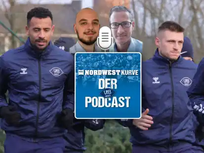 Die VfB-Spieler um Marcel Appiah (links) und Noah Plume laufen sich warm für die zweite Saisonhälfte, da ist der Podcast „Nordwestkurve“ zurück.
