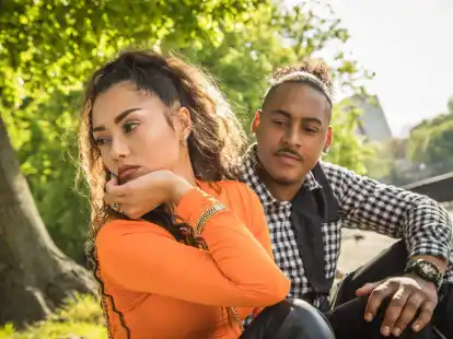 Auch Streiten will gelernt sein. Wenn bei einem Konflikt hinter einer Ich-Botschaft ein Vorwurf steckt, kann das die Situation zus&auml;tzlich versch&auml;rfen.