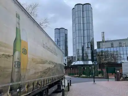 Das Friesische Brauhaus in Jever war eine von zahlreichen Brauereien, denen ein Unbekannter am fr&uuml;hen Mittwochmorgen per Telefon mit einem Bombenanschlag gedroht hatte.