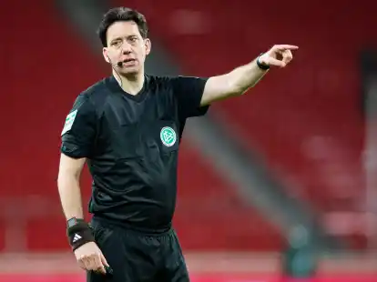 Ex-Bundesliga-Schiedsrichter Manuel Gr&auml;fe &auml;u&szlig;ert sich zur T&auml;tlichkeit von Union-Trainer Nenad Bjelica.