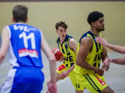 Sind gegen Tabellenführer Neustadt gefordert: die Baskets Juniors TSG Westerstede (in gelb).