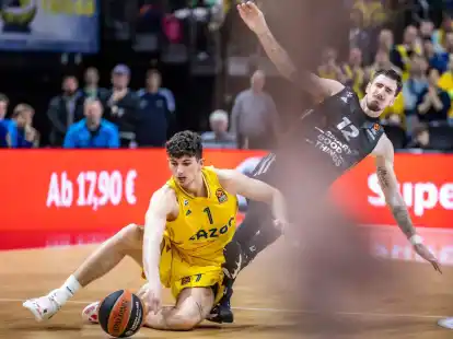 Kam gegen Belgrad auf 17 Punkte f&uuml;r Alba Berlin: Gabriele Procida (l).