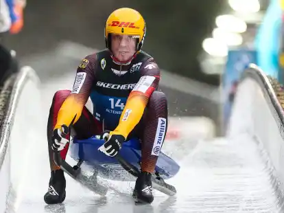 Vor dem Einsitzer-Rennen mit Max Langenhan zeigt sich Felix Loch selbstbewusst.