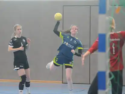 Jana Seedorf und die Handballerinnen der HSG Unterweser gewannen das Spitzenspiel der Regionsoberliga gegen den VfL Oldenburg III.