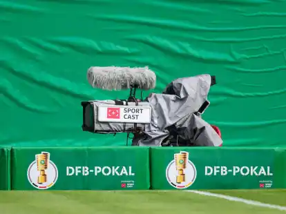 Die ARD pr&auml;sentiert das Top-Spiel der Runde der letzten Acht zwischen Bundesliga-Tabellenf&uuml;hrer Bayer Leverkusen und dem VfB Stuttgart.