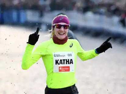 Um 25 Sekunden verbessert Katharina Steinruck nach langer Pause ihre Bestzeit beim Marathon in Osaka.