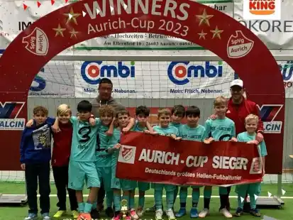 Starke Saison gespielt und dann auch noch in Aurich gewonnen: die E-Jugend des TuS Rot-Weiß Emden.