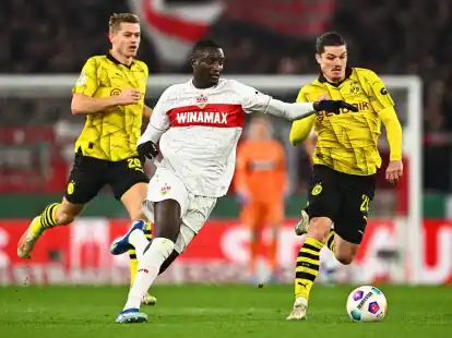 Zeigte sich einmal mehr treffsicher: VfB-St&uuml;rmer Serhou Guirassy (M).