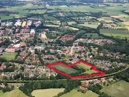 Die Gemeinde Uplengen will bei der Hasenburgstra&szlig;e in Remels ein neues Baugebiet erschlie&szlig;en (im Bild). Und nicht nur das: Es gibt derzeit freie Baugrundst&uuml;cke im Gemeindegebiet und weitere sollen zeitnah vermarktet werden.