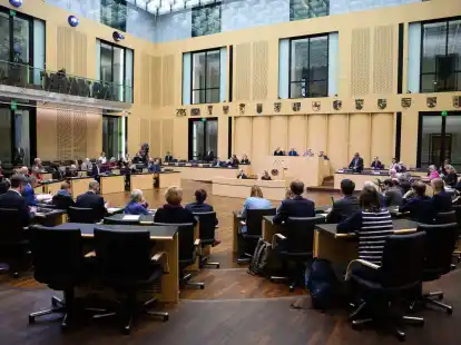 Beratungen im Bundesrat: Die L&auml;nderkammer muss dem Haushaltsfinanzierungsgesetz nicht zustimmen, k&ouml;nnte aber Einspruch einlegen.