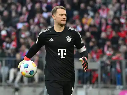 Bayern-Torwart Manuel Neuer freut sich auf das Topspiel gegen Bayer Leverkusen.
