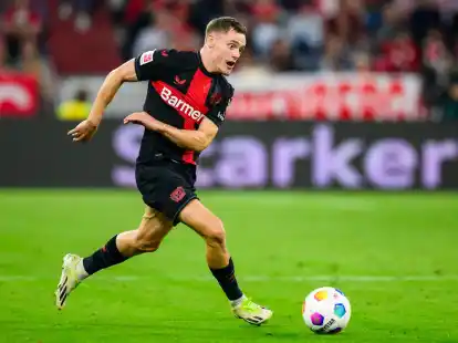 Leverkusens Florian Wirtz erzielte das &laquo;Tor des Jahres 2023&raquo;.