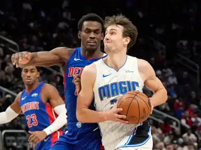 Ist nicht zu stoppen: Franz Wagner (r) von den Orlando Magic.