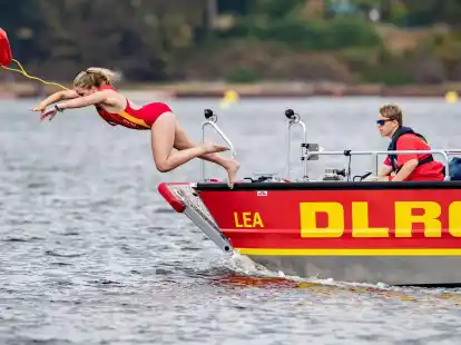 In den kommenden Jahren will die DLRG vor allem die Zahl der Aktiven steigern, um mehr Kindern das Schwimmen beibringen zu k&ouml;nnen.