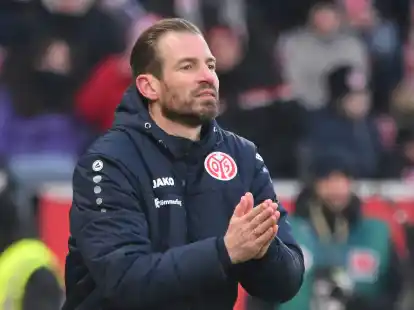 F&uuml;r Trainer Jan Siewert und Mainz 05 ist ein Sieg gegen Union Pflicht.