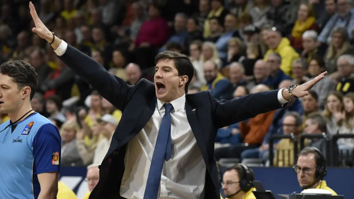 EWE Baskets Oldenburg Trainer Pedro Calles über das Chemnitzer