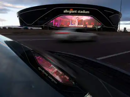 Im Allegiant Stadium in Las Vegas wird der 58. Super Bowl ausgetragen.