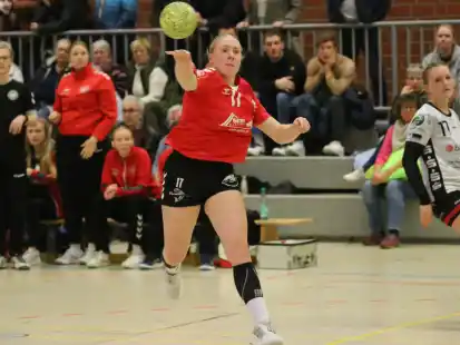 Jasmin Jarocki warf sechs Tore für Hude/Falkenburg in Wilhelmshaven.