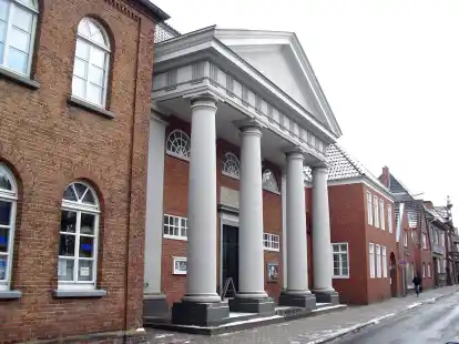 Gilt als Meisterst&uuml;ck des Auricher Architekten C.B. Meyer: die reformierte Kirche in der Innenstadt.