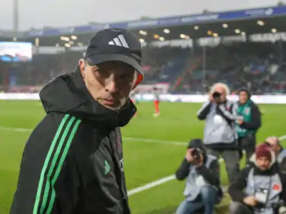 Gebeutelt: Bayerns Trainer Thomas Tuchel  w&auml;hrend des Spiels gegen den VfL Bochum