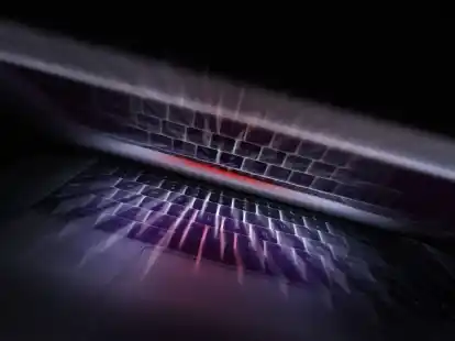 Zur besseren Akzeptanz des zentralen Bundeskontos (Bund-ID) soll ein vereinfachtes Log-in beitragen, das sich den Gepflogenheiten beim Online-Banking ann&auml;hert. Bislang m&uuml;ssen die B&uuml;rger sich bei jeder Einwahl mit dem elektronischen Personalausweis (&laquo;ePerso&raquo;) identifizieren.