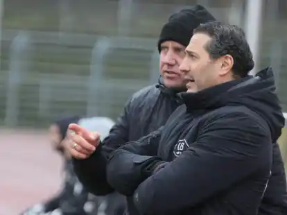 Haben spielfrei: VfB-Trainer Fuat Kilic (rechts) und sein „Co“ Frank Löning