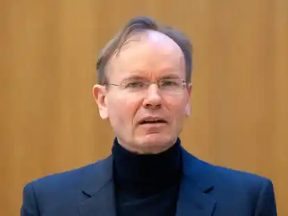 Ex-Wirecard-Chef Markus Braun muss sich parallel zum Strafprozess auch in einem Zivilprozess verantworten. Insolvenzverwalter Michael Jaff&eacute; will Braun und weitere Beklagte  pers&ouml;nlich f&uuml;r die immensen Verluste haftbar machen.