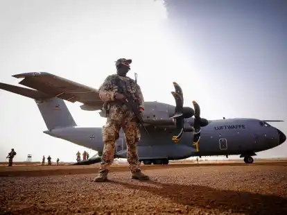 Die Bundesregierung hat nach dem &Uuml;berfall Russlands auf die Ukraine ein Sonderverm&ouml;gen von 100 Milliarden Euro aufgelegt, um die mangelhaft ausgestattete Bundeswehr verteidigungsf&auml;hig zu machen.