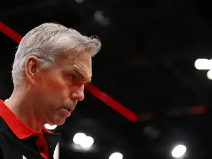 Der Bundestrainer Gordon Herbert fordert volle Konzentration.