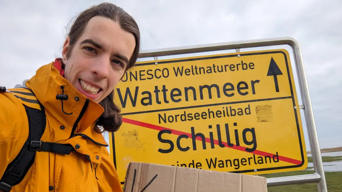 Trampen in Friesland: Die Straße ist sein Abenteuer – Paul Hußlein per ...
