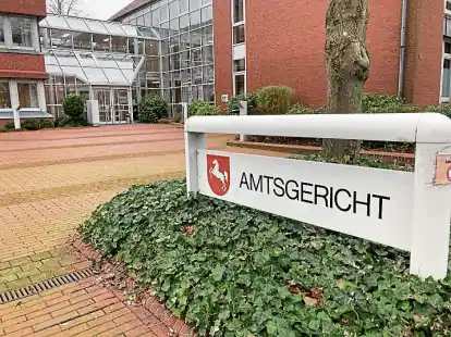 Corona-Hilfe abgestaubt: Das Amtsgericht Westerstede verhandelte am Dienstag erneut gegen einen Unternehmer wegen Subventionsbetrugs.