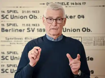 Lutz Michael Fr&ouml;hlich sieht Referees aus dem M&auml;nner-Bereich in der Frauen-Bundesliga als Option.