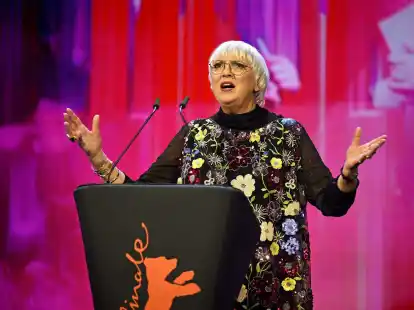 Claudia Roth, die Staatsministerin f&uuml;r Kultur und Medien, am Er&ouml;ffnungsabend der Berlinale.