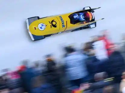 Lisa Buckwitz und Vanessa Mark gewinnen WM-Gold im Zweierbob.