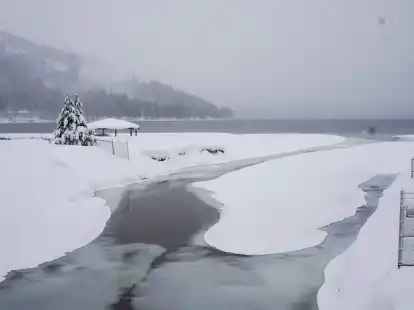 Ein schwerer Wintersturm hat dem US-Bundesstaat Kalifornien heftige Schneef&auml;lle beschert.