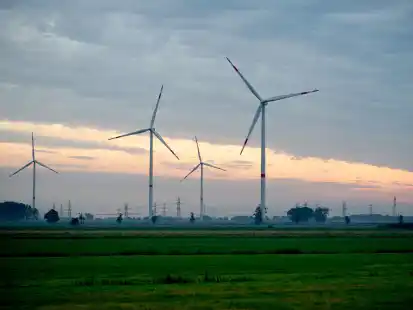 Weitere Sonderbaufl&auml;chen f&uuml;r neue Windkraftanlagen will die Gemeinde Saterland  schaffen. (Symbolbild)