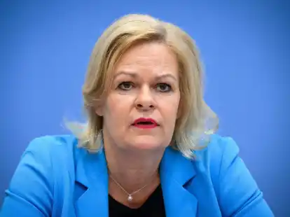 Bundesinnenministerin Nancy Faeser hat angesichts der russischen Abh&ouml;raktion gegen Offiziere der Luftwaffe die Abwehrbereitschaft deutscher Geheimdienste unterstrichen.