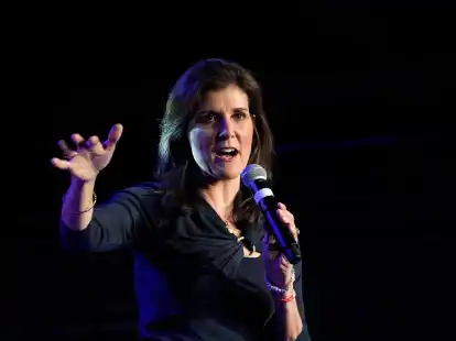 Offen ist, wie lange Haley noch im Rennen bleiben wird, da ihr faktisch keine Chancen mehr einger&auml;umt werden, Trump zu schlagen.