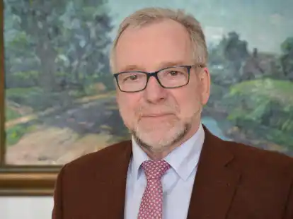 Johann K&uuml;hme h&ouml;rt als Pr&auml;sident der Polizeidirektion Oldenburg auf. Im Gespr&auml;ch mit unserer Redaktion blickt er auf die besonderen Momente seiner 46 Dienstjahre zur&uuml;ck.