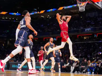 Die NBA hat das All-Star-Wochenende f&uuml;r 2027 nach Phoenix vergeben.