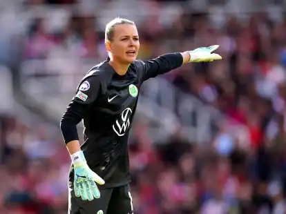 Wolfsburg-Torh&uuml;terin Merle Frohms setzt sich f&uuml;r gleiche Bezahlung ein.